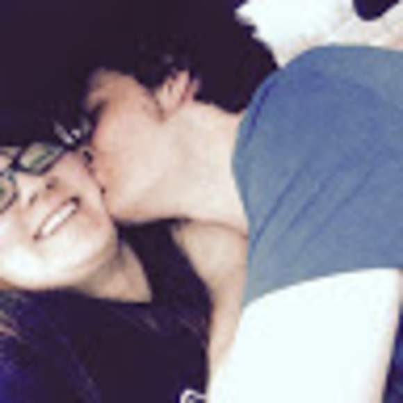 Meet your Posher, Alicia - Picture 1 of 1